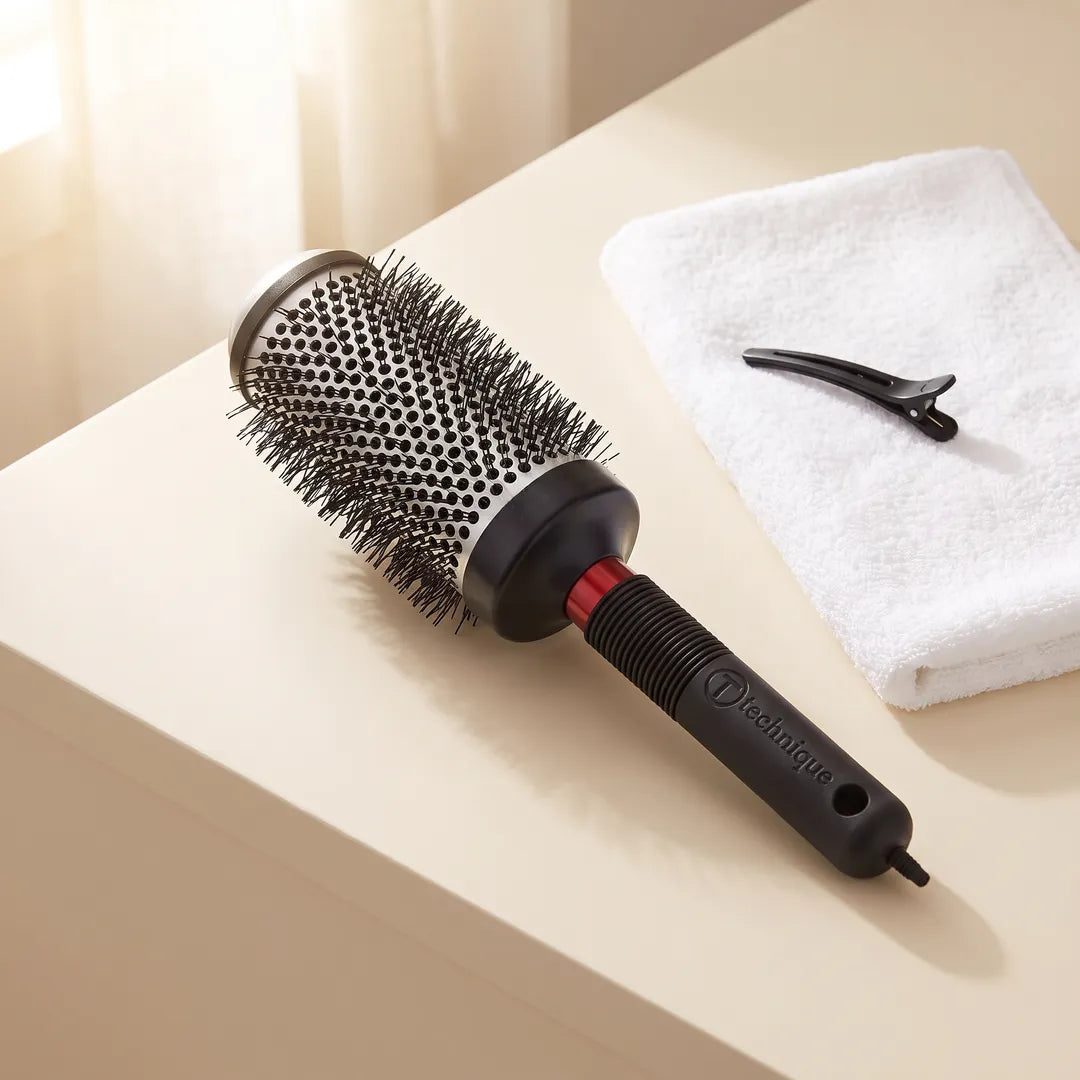 Cricket-390-Thermal-Brush-Lifestyle
